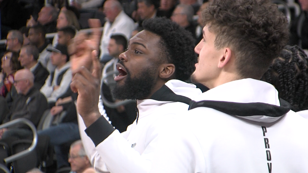 95911 Vo Pc Mbb Rv Essandoko South Carolina Isteele00 00 38 06still001