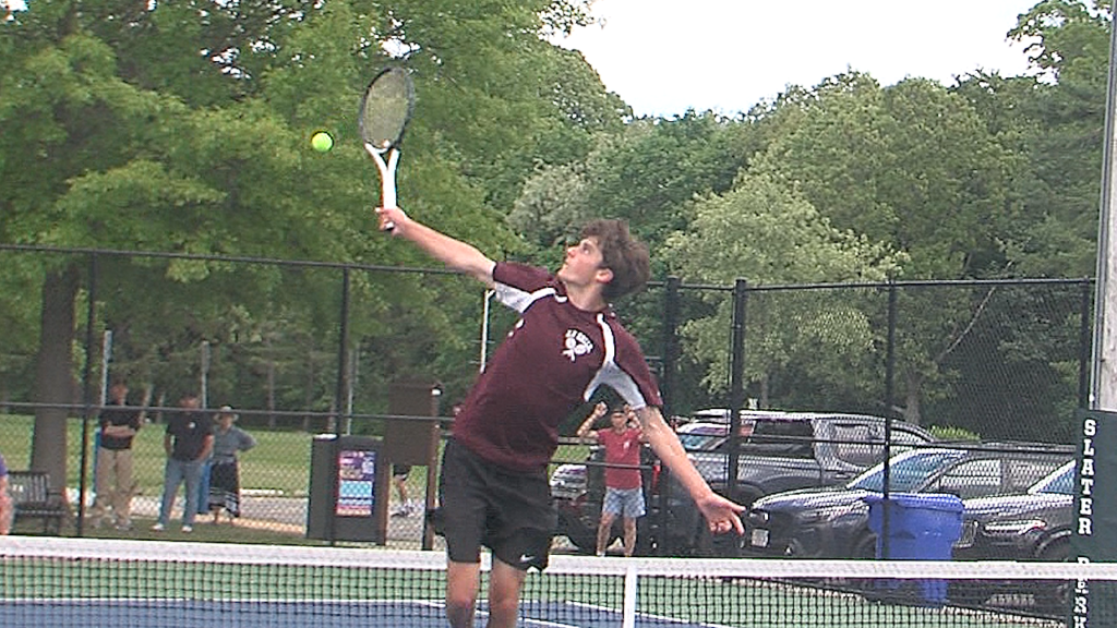 02520 Vo Riil Tennis Main Draw Singles Cv Isteele00 00 00 36still001