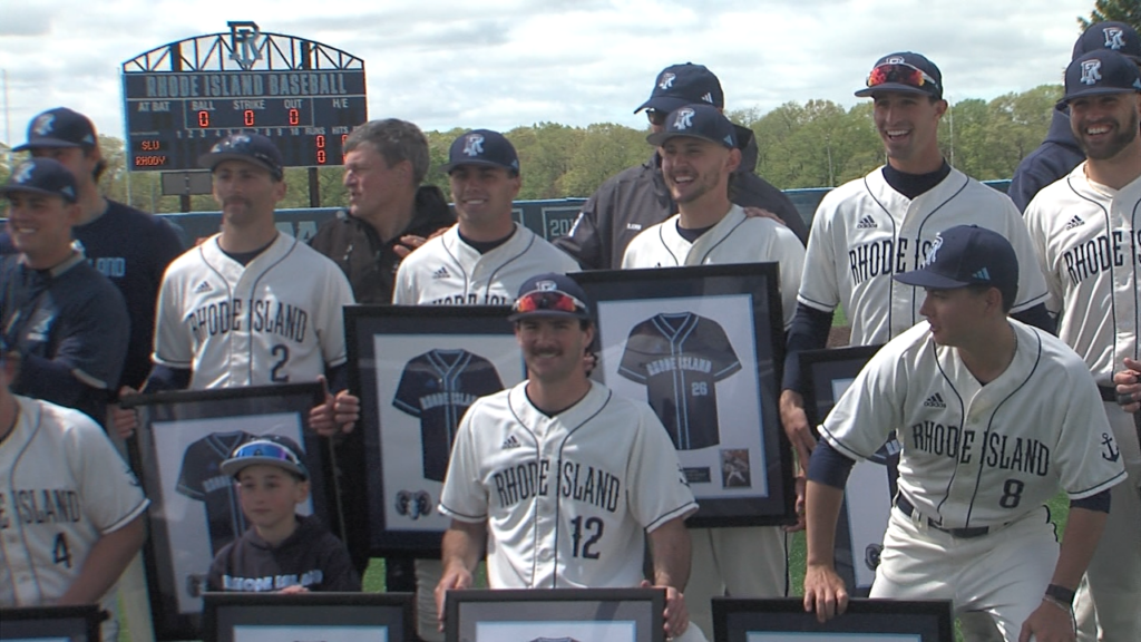 01481 Vo Uri Slu Bsb V Isteele00 00 03 03still001