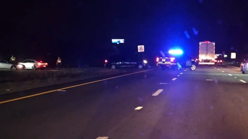 18 Year Old Dead, 5 Others Injured After 3 Vehicle Crash In Seekonk