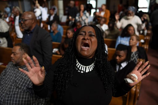 Chicago Churches Urge Calm Resistance Ahead Of Expected Federal Intervention