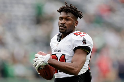 Ex Nfl Star Antonio Brown Arrested On Attempted Murder Charge In Miami Shooting