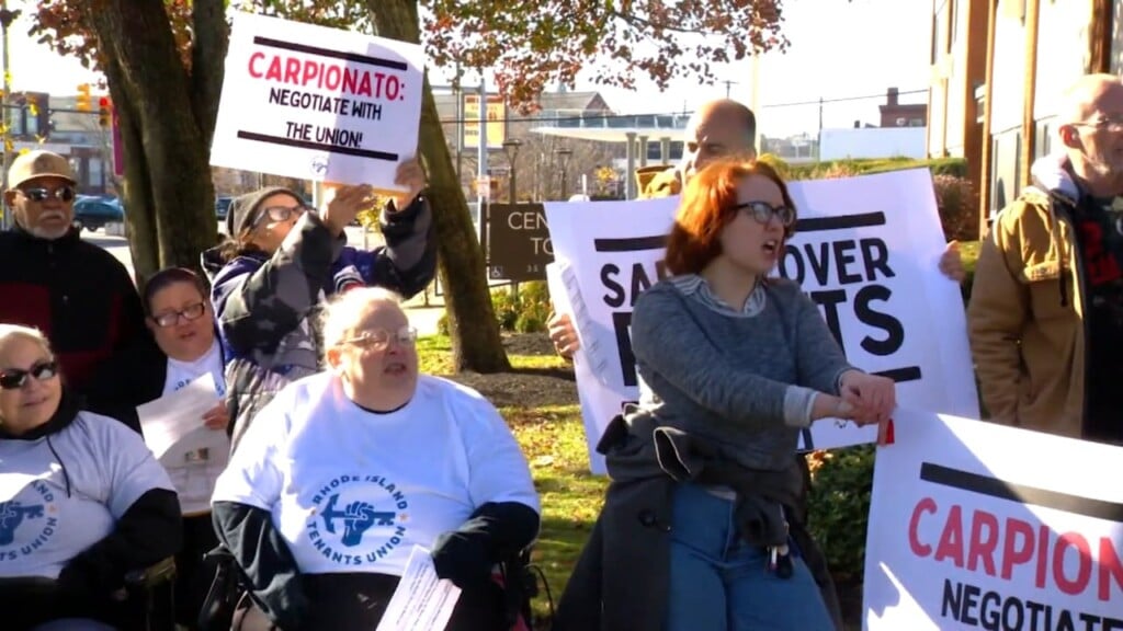 Centennial Towers Residents Form Tenants Union