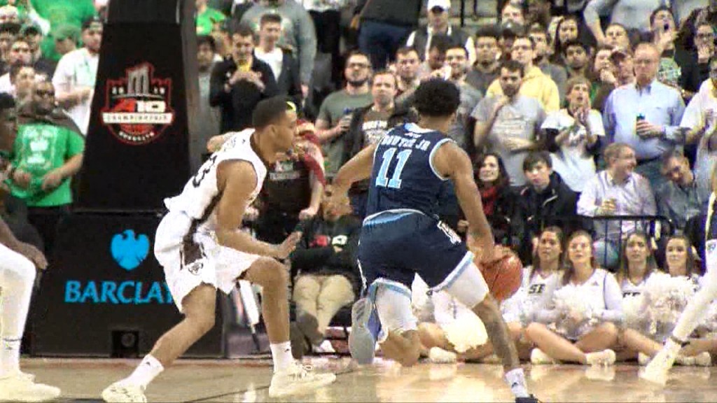 00059686 Uri Barclays Vo.mpg.still001