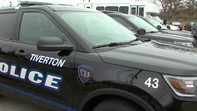 Tiverton Police Donating Quarts Of Soup To Elder Residents Under Self Quarantine