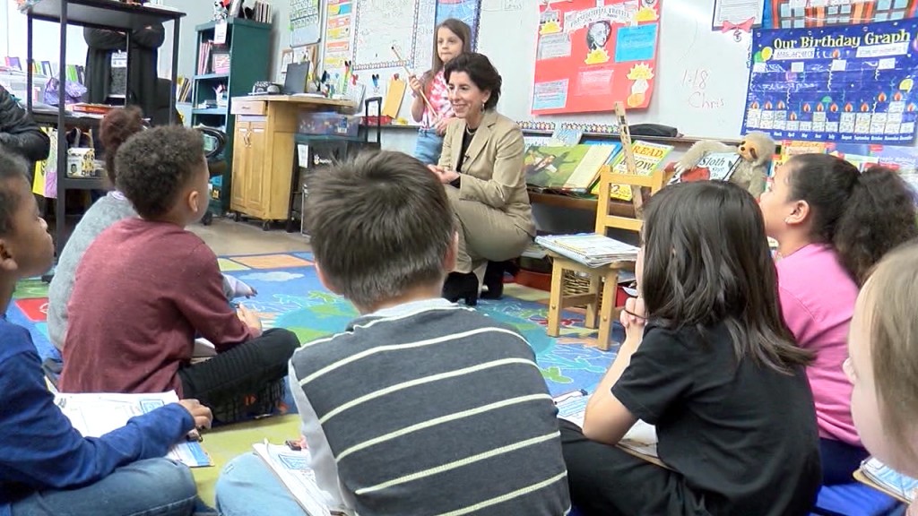 Governor announces new childcare options for frontline workers