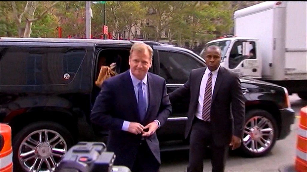 00062773 Trump Sports Leagues.still001