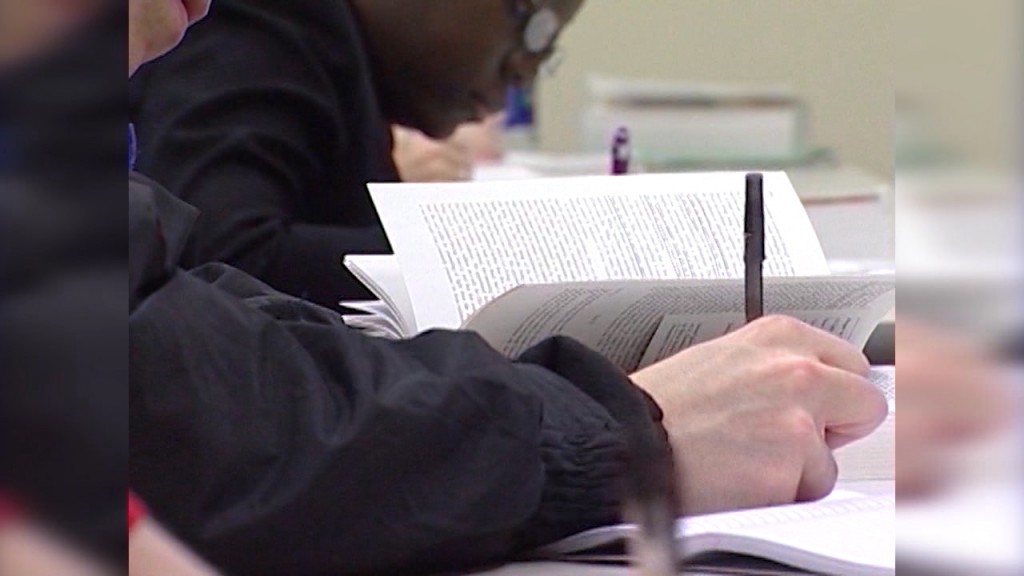 College Students 1.mpg.still001