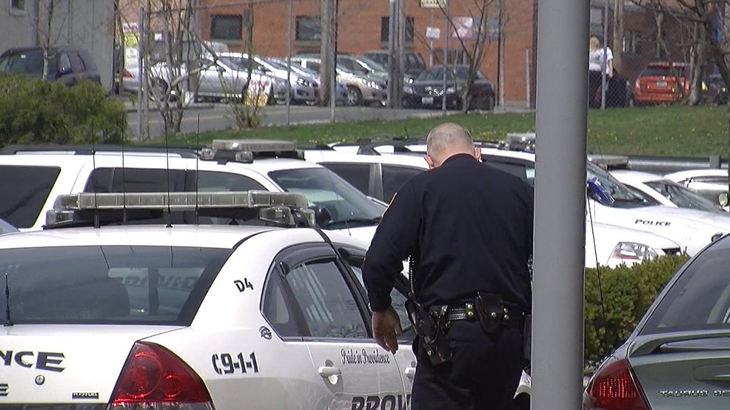 Defundpolicep.still002