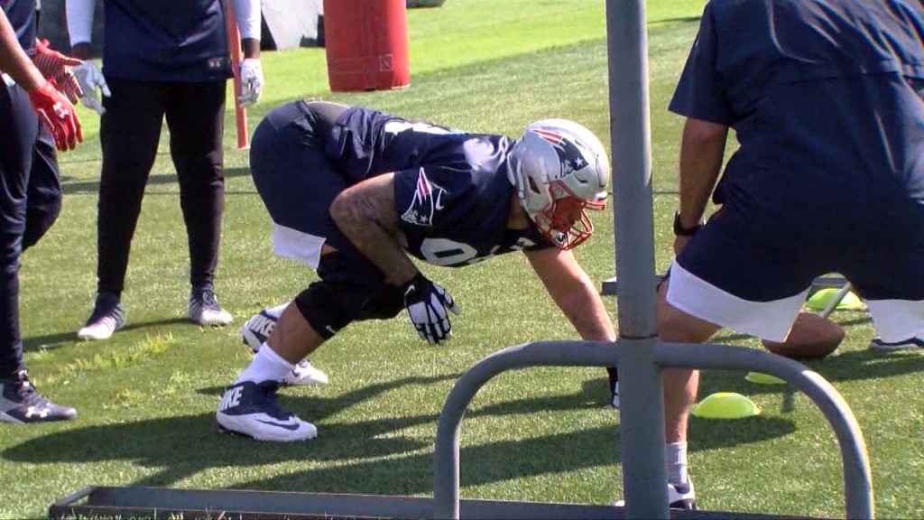 00010623 Nfl Vo Covid Testing.still001