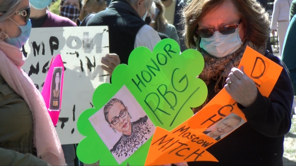 Ginsburgprotestp.still001