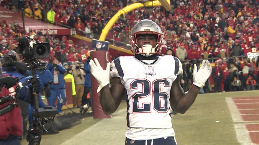 00020806 Nick Pats Chiefs Pkg.mpg.still001