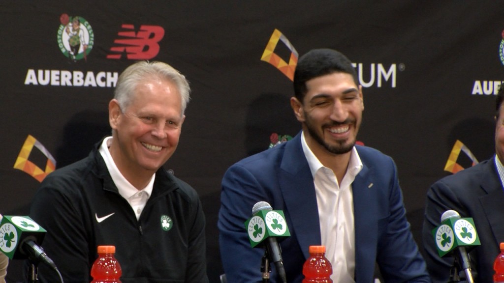 00020807 Celtics Vo Danny Ainge.still001