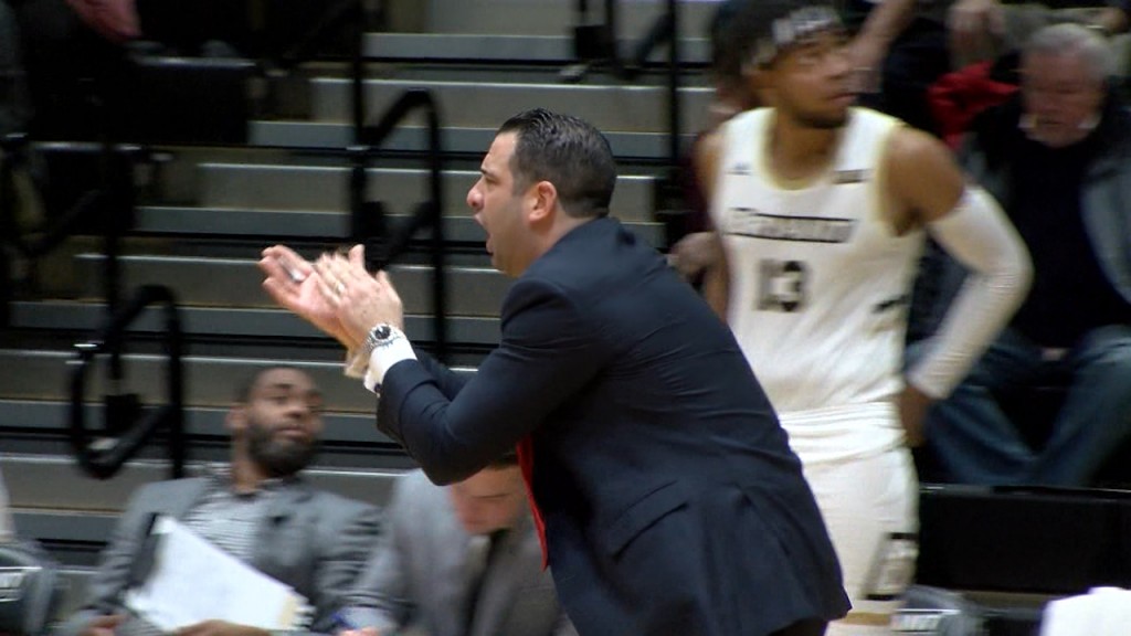 00022975 Bryant Hoops Vo.still001