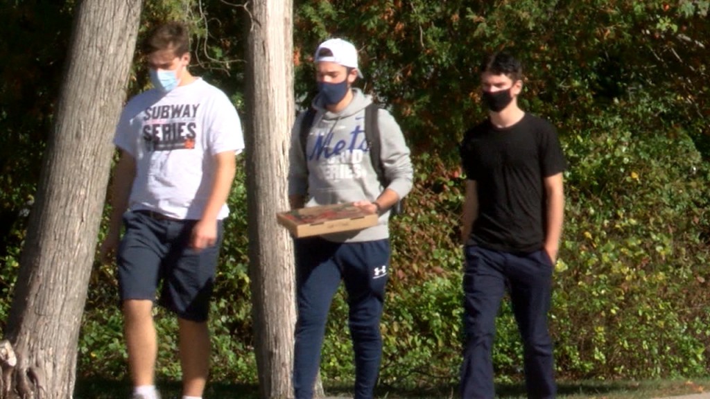 Uritestingfololooklive.still001