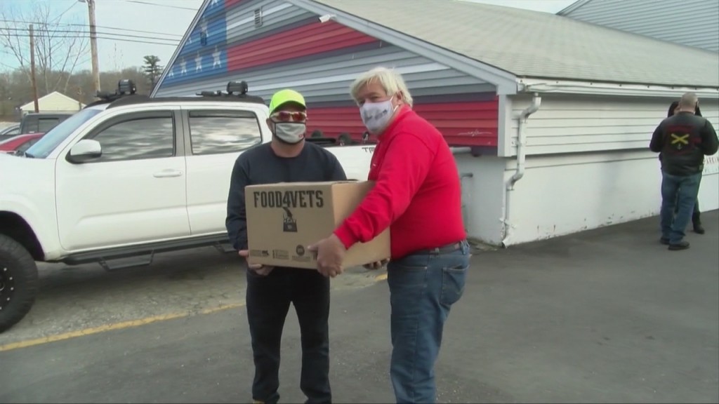 Veterans In Need Receive Holiday Food Donations