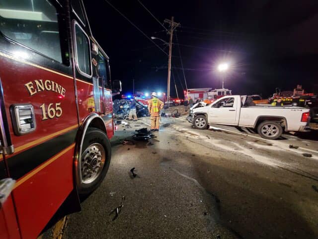 Killingly Ct Ri Border Accident