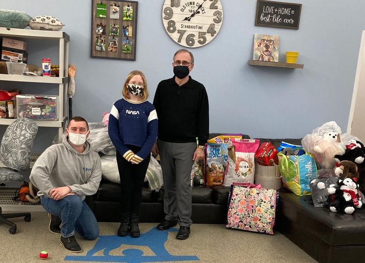 Madison Donates Gifts