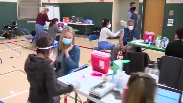 Hesitant Teens Getting Vax