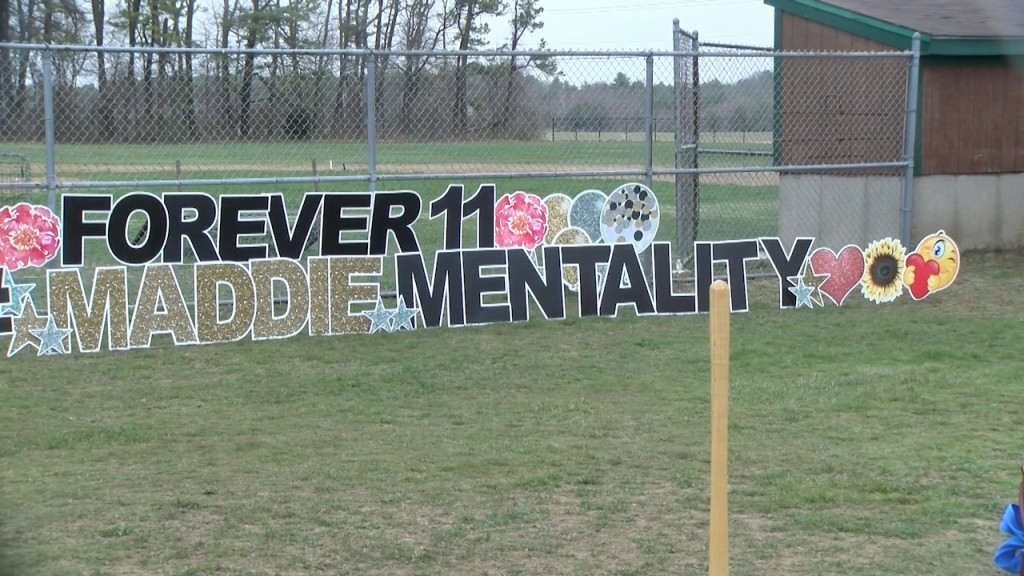 261 Vo Maddie Potts V Dbotelhomp4still001