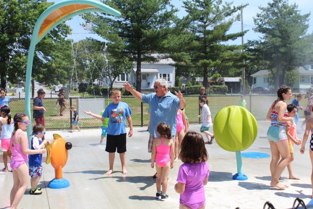 Thumbnail Splashpad Pierce 3