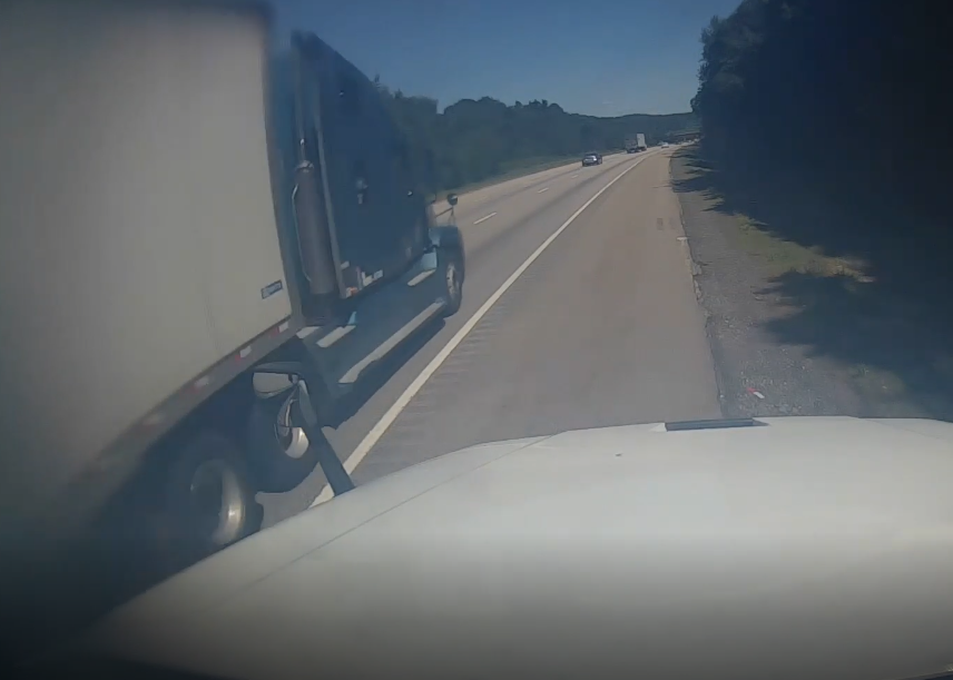 Thumbnail Hit And Run Tt Snip 1