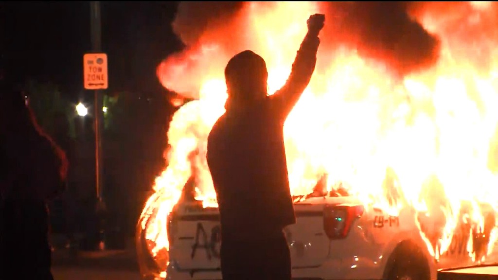 Protest Pvd 6 2 0002mp4still001