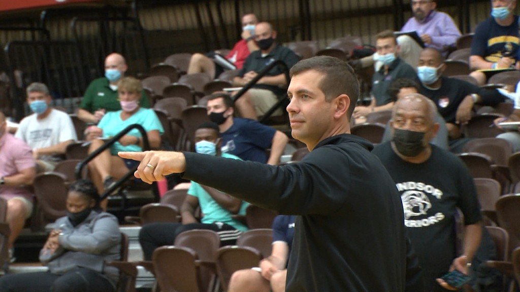 Stevens Headlines Saturday's "coaches Vs. Cancer" Clinic Schedule