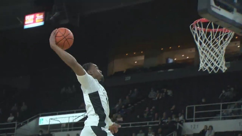 Pc Returns To Dunk With Exhibition Win Over Stonehill