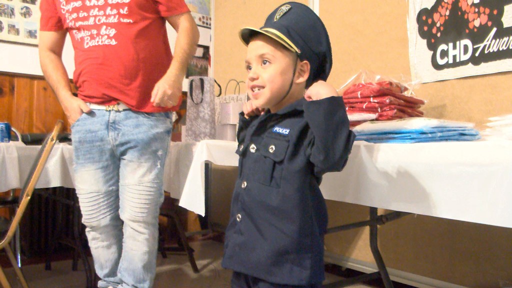 40636 Pkg P Police Fundraiser Deeannstill001