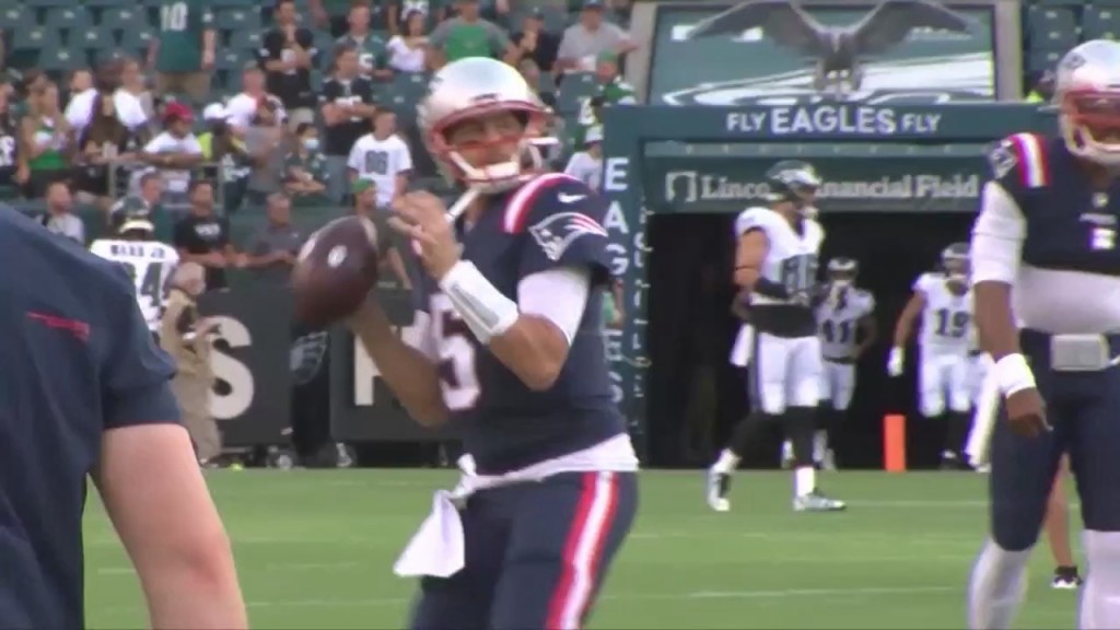 Reports: Patriots To Re Sign Qb Brian Hoyer To Two Year Deal