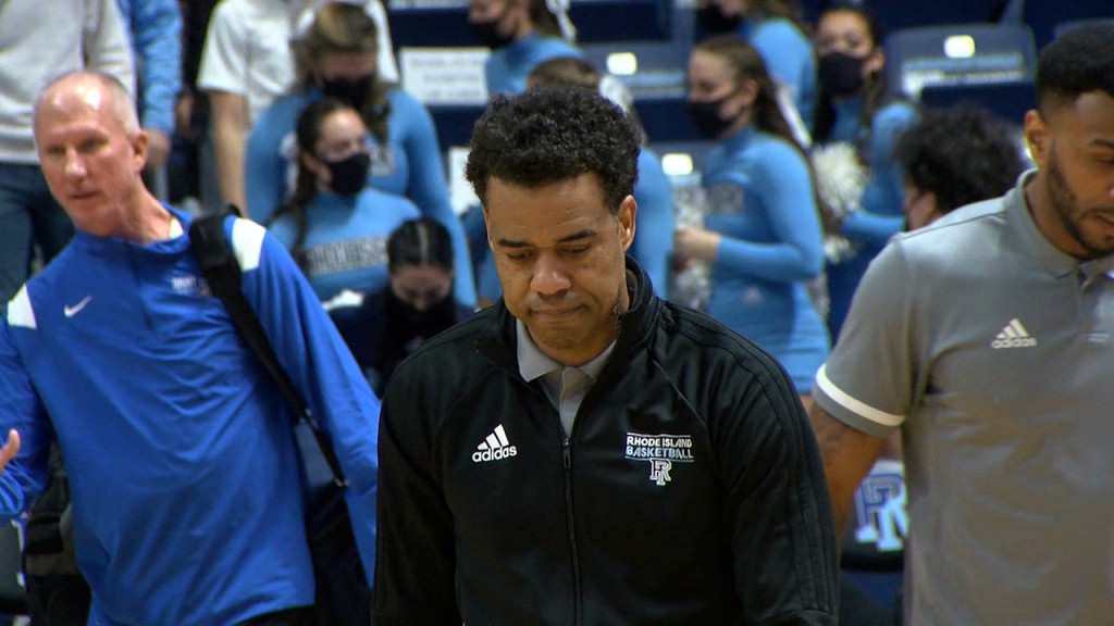 37819 Vo Uri Slu Mbb Rv Ncoit00 00 47 26still001