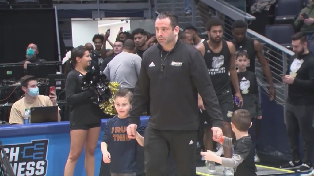 Bryant Bulldogs Take To Ncaa Practice Floor Tuesday