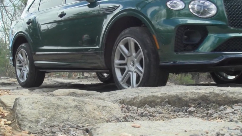 Preserve Sporting Club Debuts Bentley Off Road Driving Experience