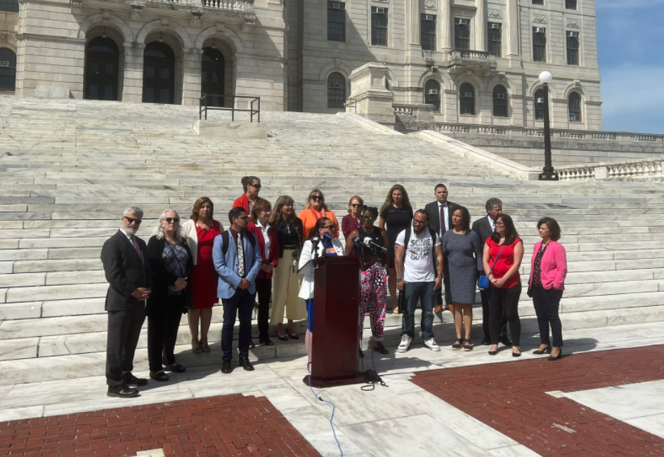 Ri Caucus Pushes For Gun Reform