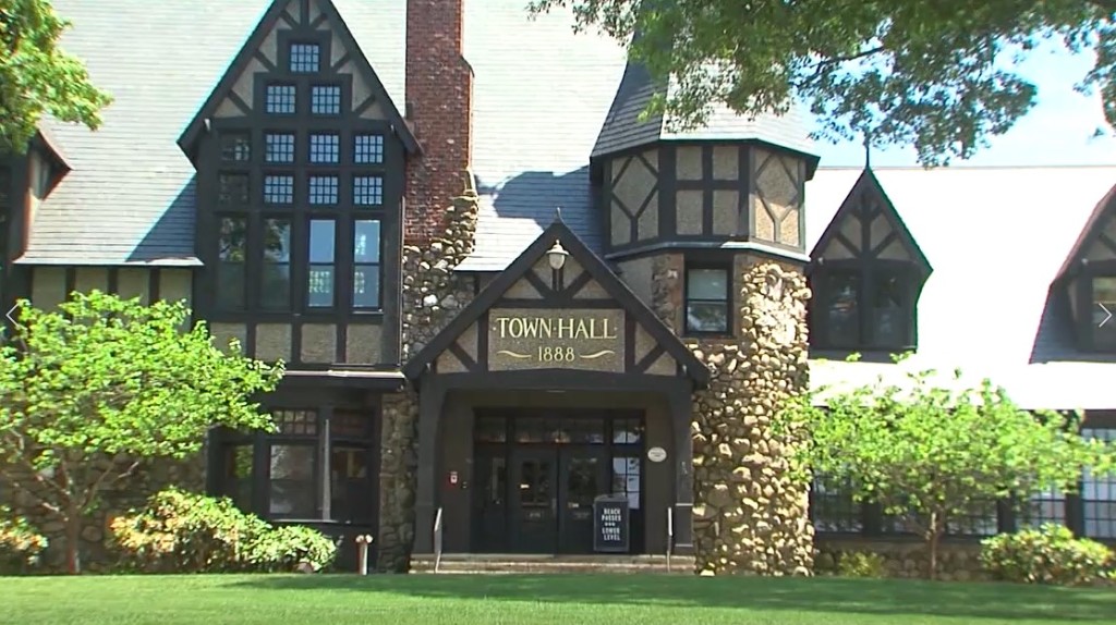 Barrington Town Hall