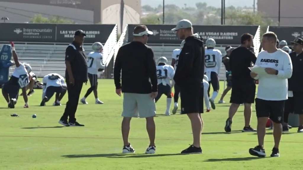 Mcdaniels Supports Belichick's Approach In Filling Offensive Coaching Roles