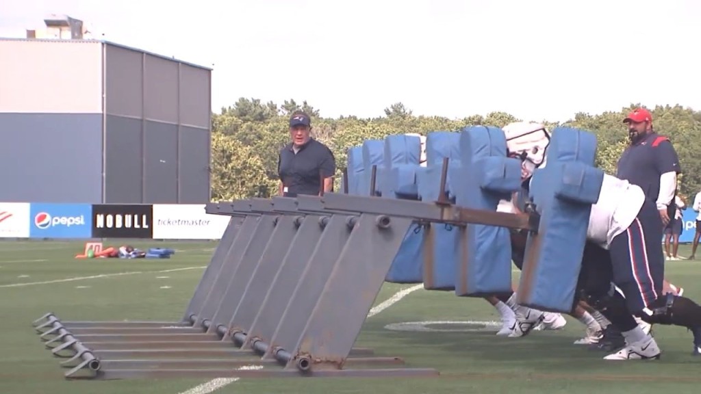 Offensive Struggles Continue On Day Ten Of Patriots Training Camp