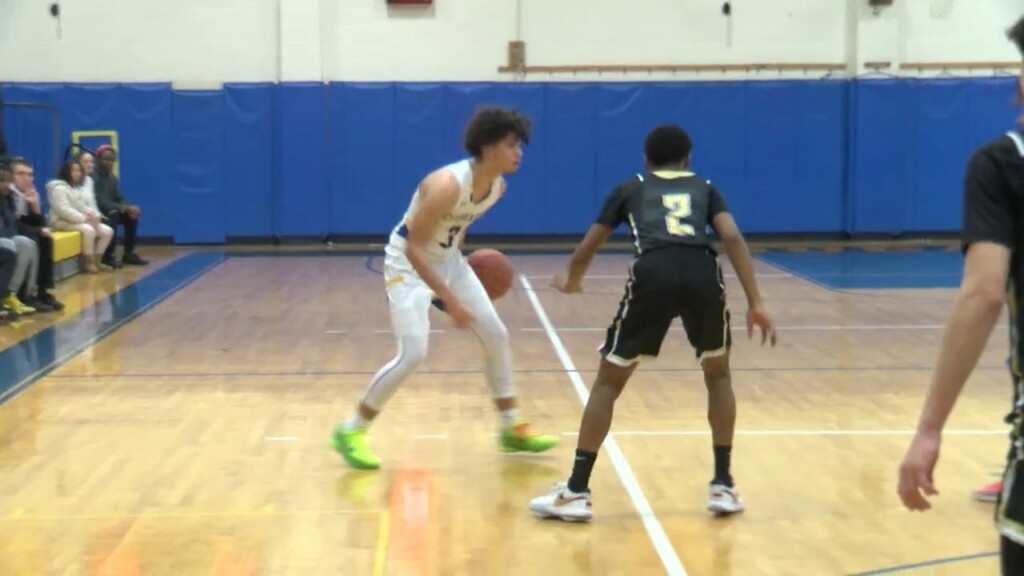 North Providence Defeats Davies At Home In Division Iii Boys Hoops