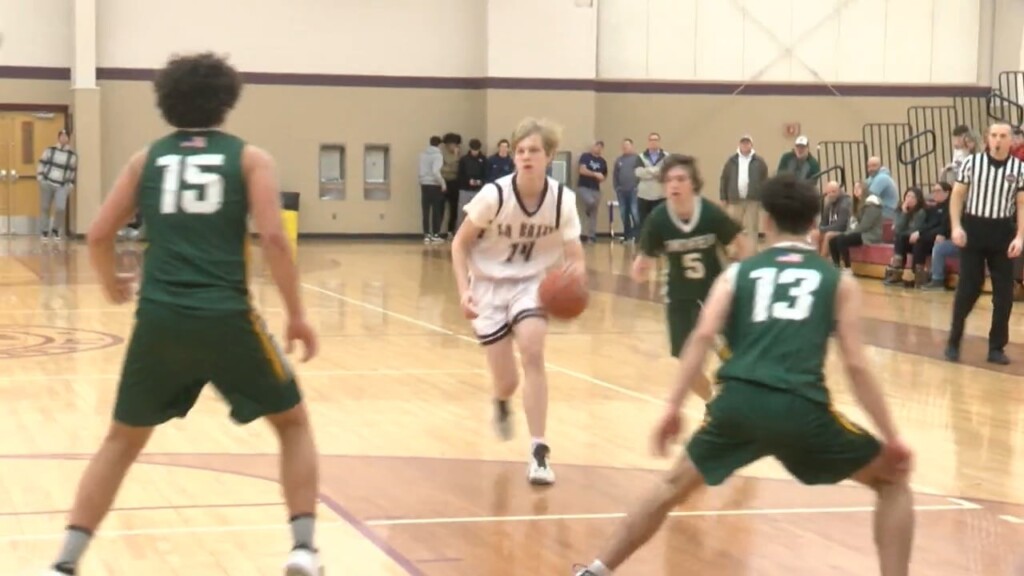 La Salle Knocks Off Smithfield In Division I Boys Hoops