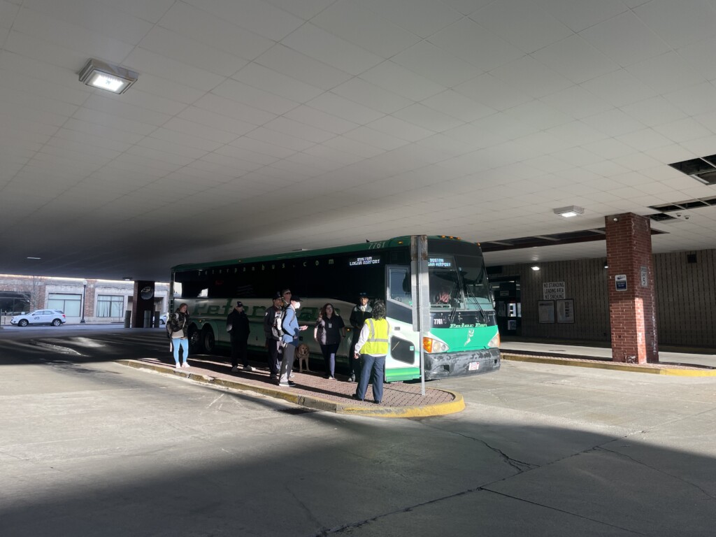 Peter Pan Bus New Bedford