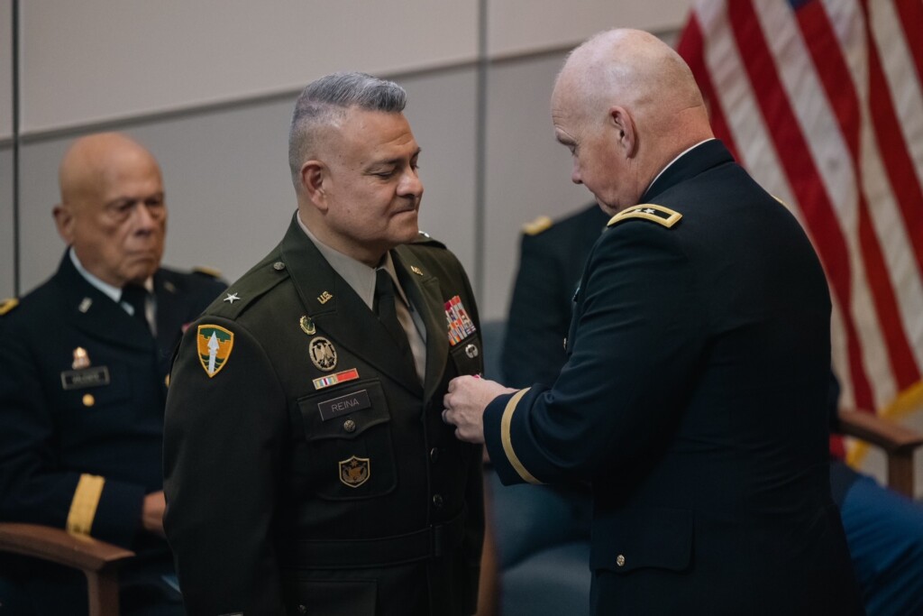 Thumbnail Mg Reina 2