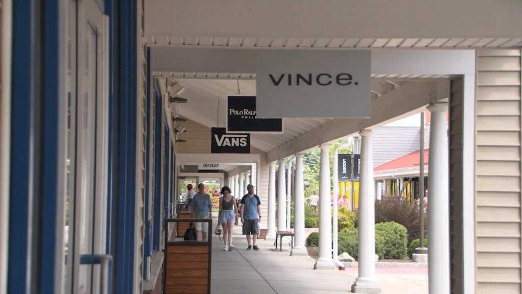 Tax Free Wknd Kaitlin Pkg