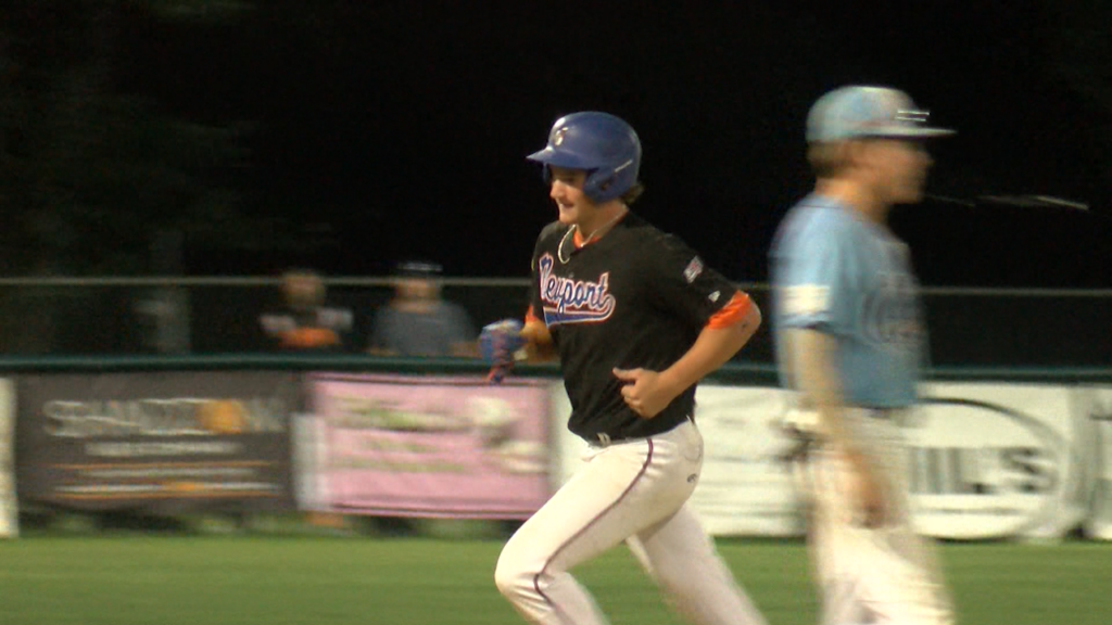 Gulls Power Past Waves Tuesday, Force Decisive Game 3 In Necbl Playoff Series