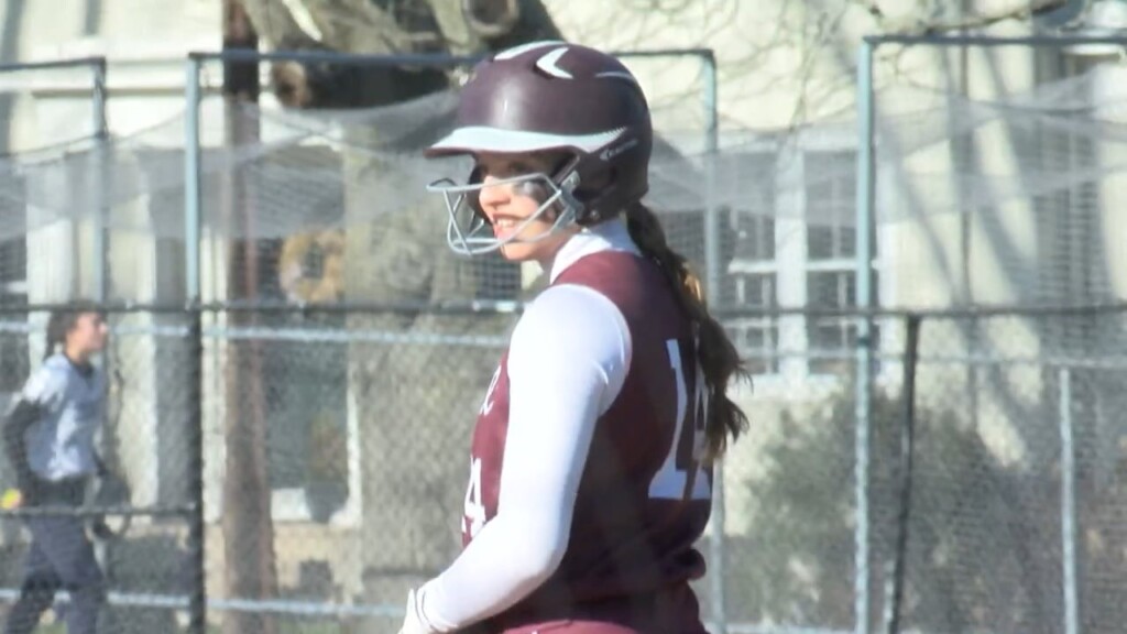 La Salle Softball Standout Phoenyx Silva Commits To Iowa