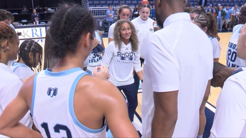 25600 Pkg Uri Sacred Heart Wbb P Isteele00 01 31 31still001