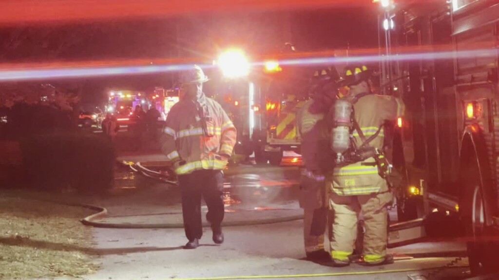 2 Fires Break Out On The Same Street At The Same Time In Warwick