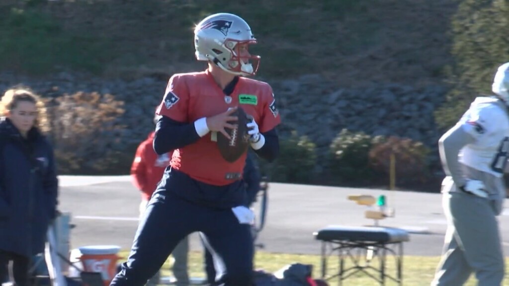 Zappe Trying To Change Tale Of Two Halves For Patriots Offense