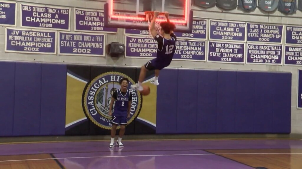 Classical High School Kicks Off Basketball Season With "december Madness"