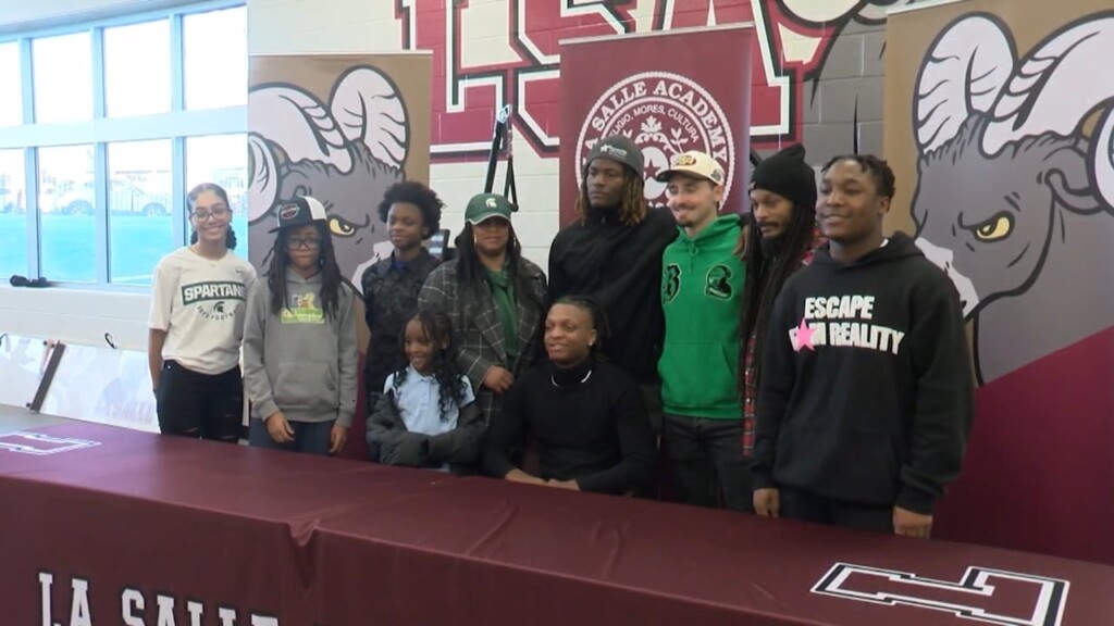 Justin Denson Jr. Officially Signs With Michigan State Football